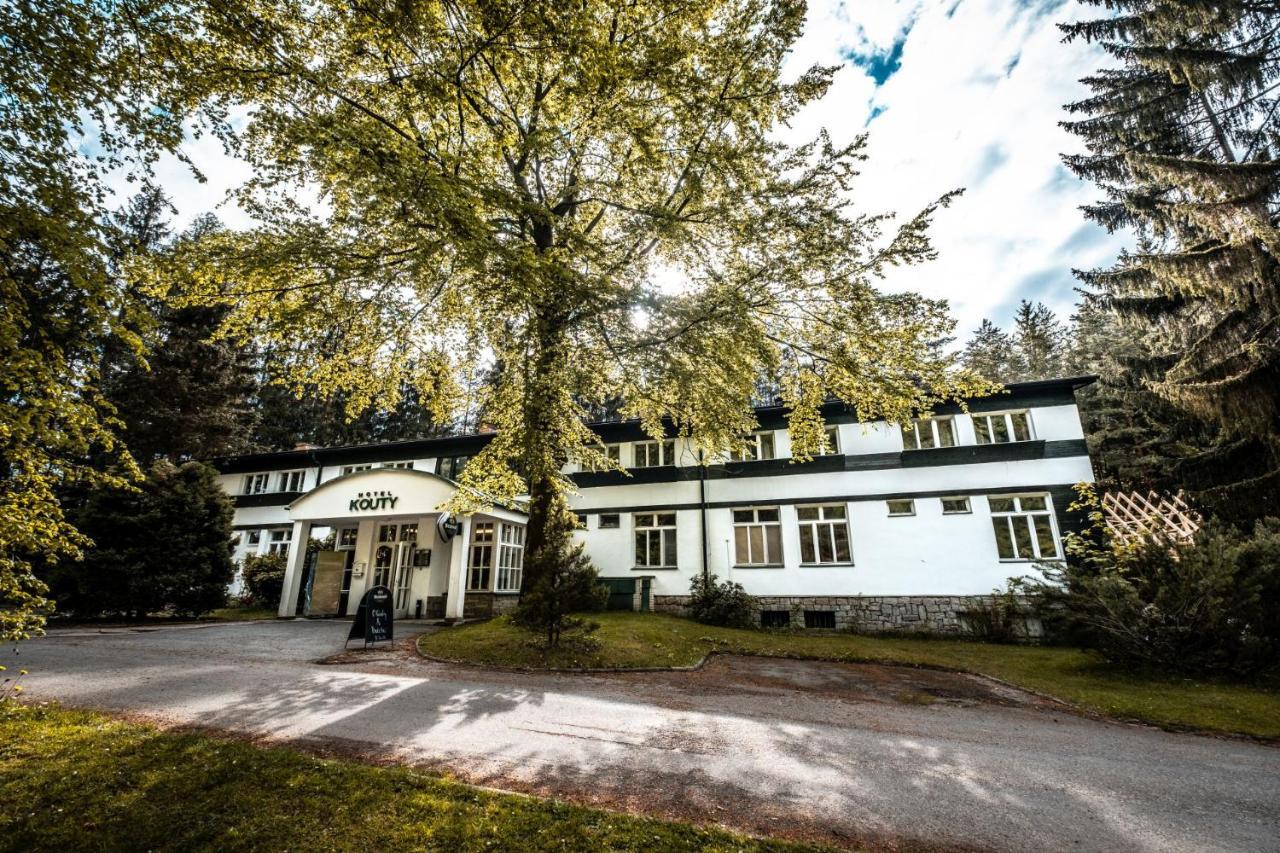 Hotel Kouty Ledeč nad Sázavou Zewnętrze zdjęcie